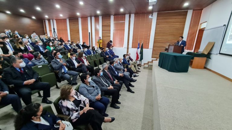 Escuela de Minas de Copiapó celebró 165 años destacando a profesionales UDA, líderes en la industria minera 8 FOTO 04 Auditorio Geologia