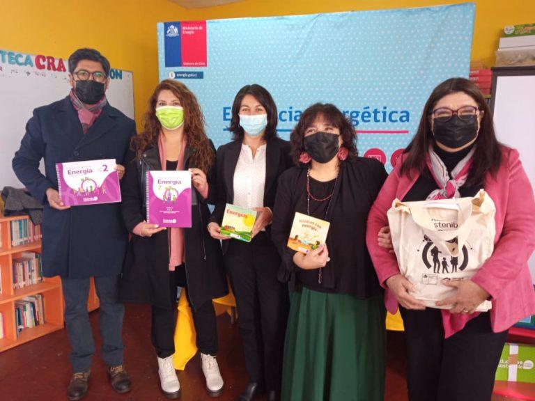 Autoridades dialogan y entregan material educativo en energía a 15 establecimientos educacionales de Atacama 6 Autoridades Educa Sostenible