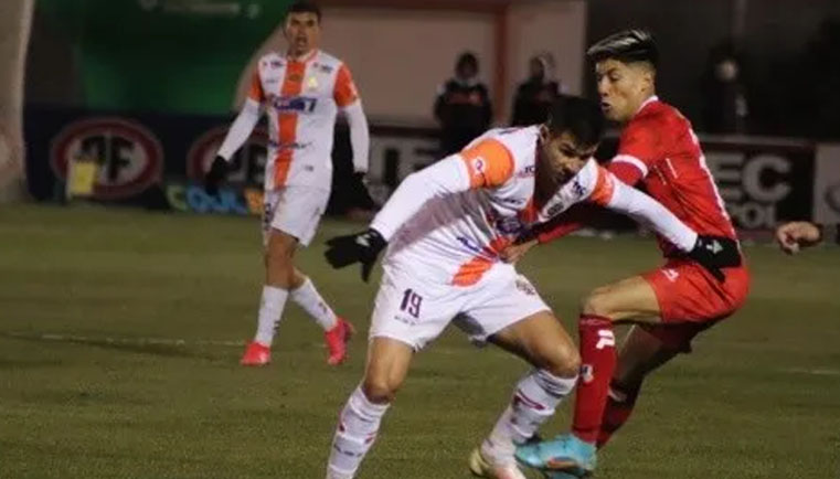 Cobresal vs La Calera