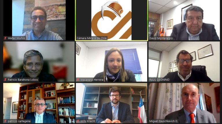 Subsecretario de Minería, Willy Kracht, en seminario de la Cámara Minera de Chile: 8 unnamed 3