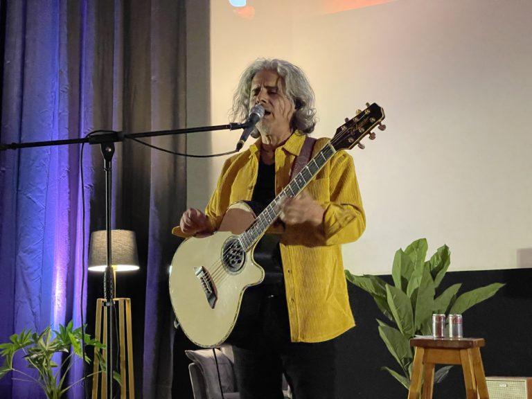 Con la presentación de Pablo Herrera se inició programa cultural comunitario de “Música en Primavera” en El Salvador 5 IMG 7934