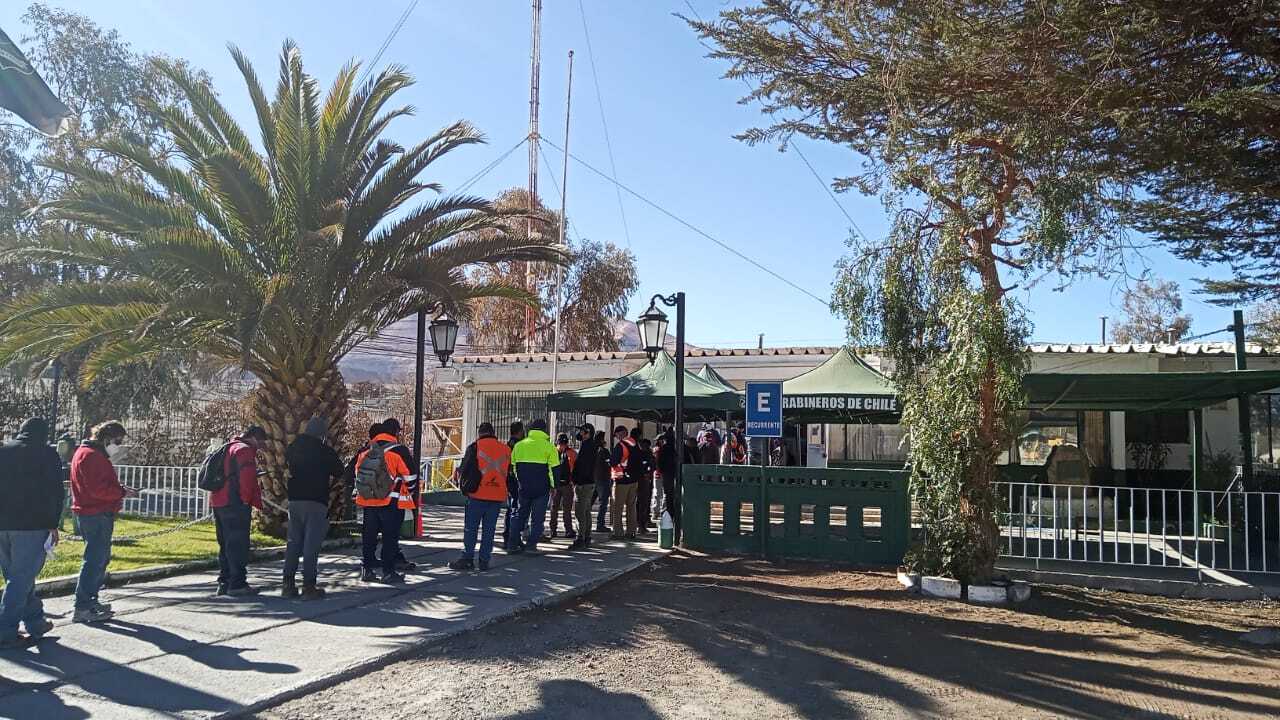 Carabineros informa que más de 55 mil personas han mostrado excusas para no votar en el plebiscito de salida 1 carabineros