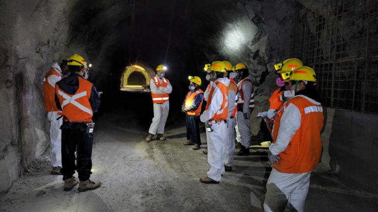 Estudiantes de Diego de Almagro visitan mina subterránea de Codelco Salvador 3 Foto 2 subte