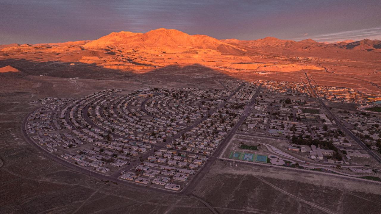 Codelco entregará reconocimientos a ciudadanos destacados de El Salvador 1 Puesta sol El Salvador