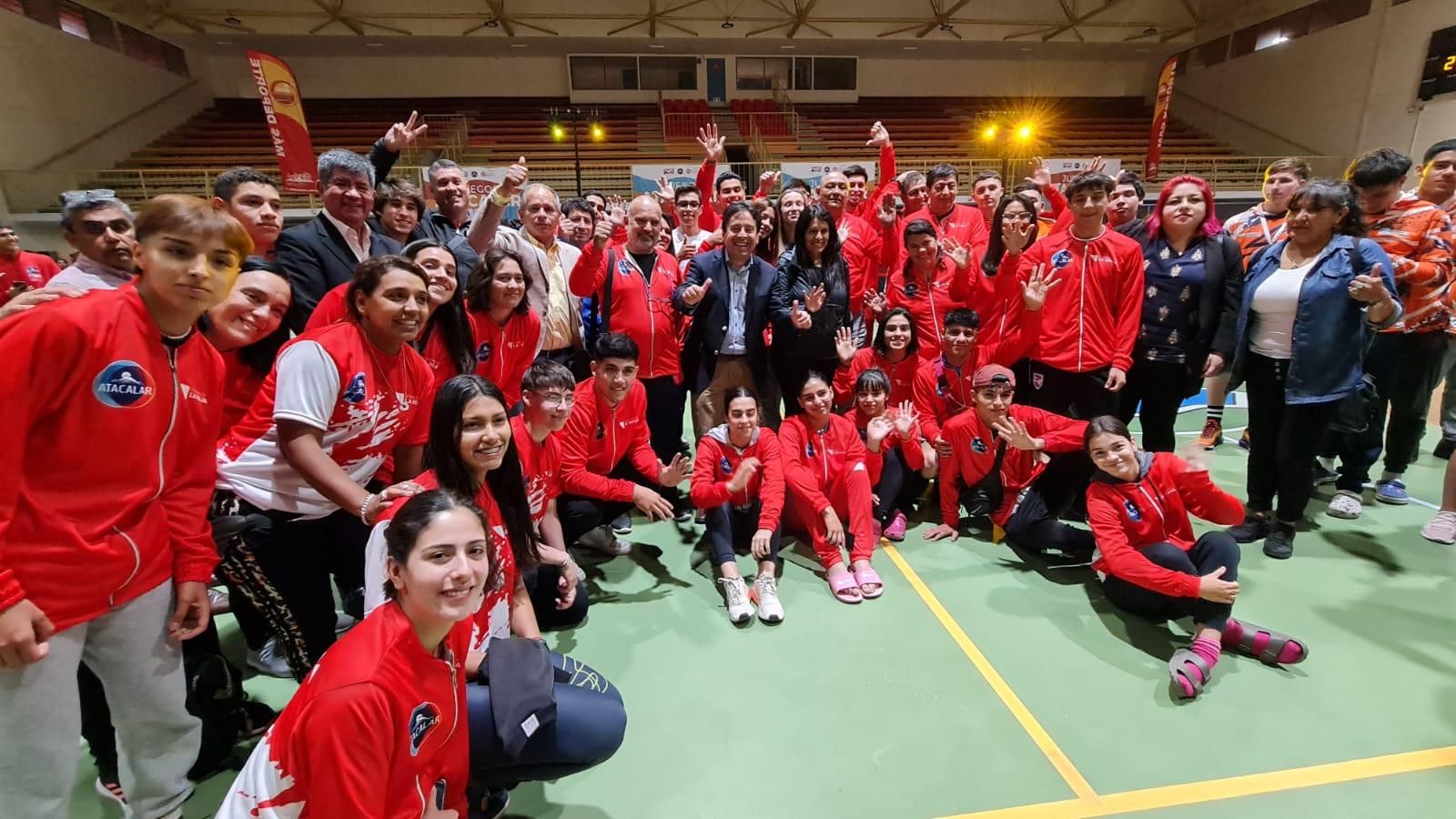 Presentación de las delegaciones argentinas y atacameñas en el estadio Orlando Guaita dio el vamos a los Juegos Deportivos ATACALAR 2022 1 Foto3 1