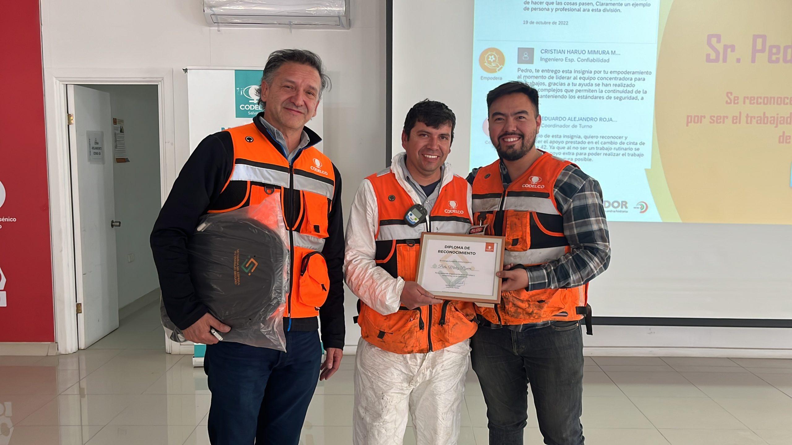 Emotivos reconocimientos realizan familias a trabajadores destacados de Planta Concentradora de Codelco Salvador 1 RECO 1 scaled