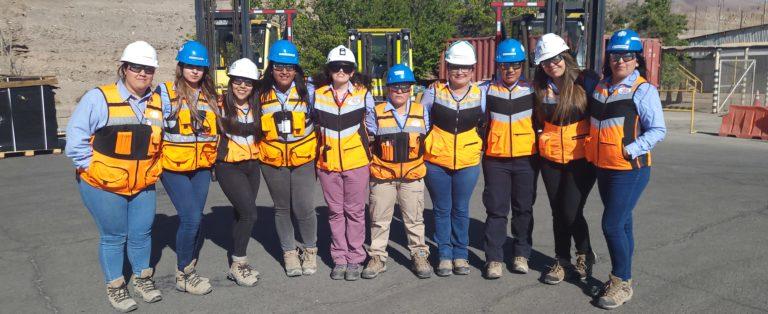 Codelco Salvador aumenta dotación de personal femenino en empresas contratistas 4 2 3