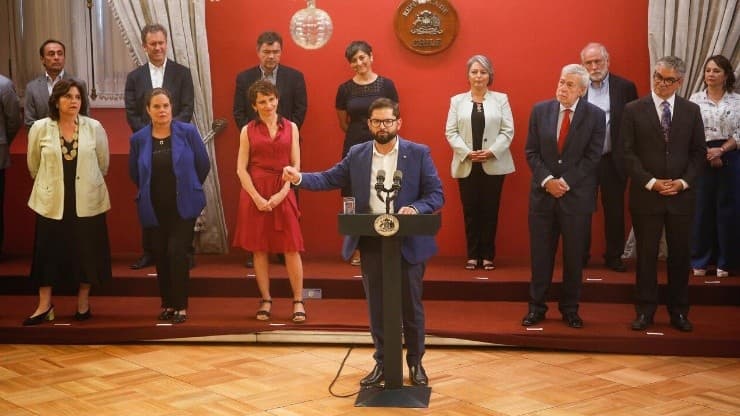 El Presidente Boric realiza el segundo cambio de Gabinete de su mandato ad portas de su primer año de gobierno 1 Gabinete