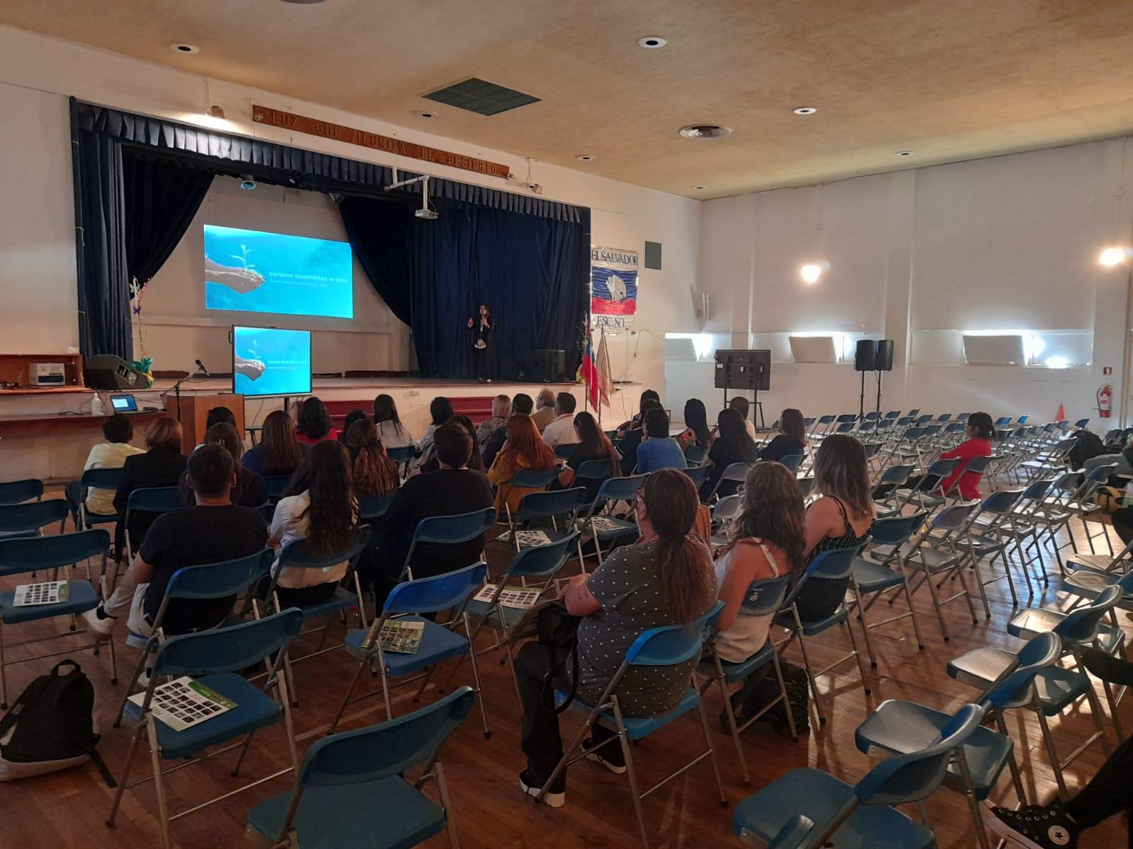 Komal Dadlani visitó a los docentes y directivos de la FEES para Inicio Año Escolar 2023 1 KAMAL