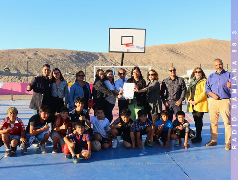 Diego de Almagro celebra la inauguración de nueva multicancha comunitaria en Población Antena 1 CANCHAINAUGURACION