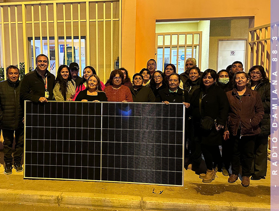 Codelco Salvador hace entrega de paneles solares a todas las sedes vecinales de Diego de Almagro 1 PANELES