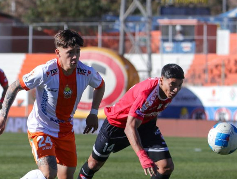 Cobresal venció a U. La Calera 1 a 0 en el estadio el Estadio más grande del Mundo 1 Cobresal post vs la calera