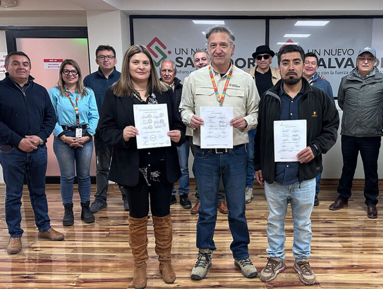 Codelco Salvador y sus sindicatos alcanzan acuerdo para plan de reubicación y egreso 8 ODELCO EGRESOS