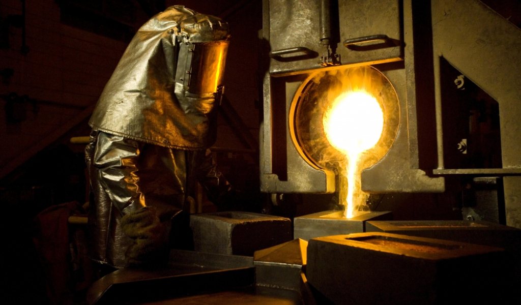 ¿Qué significa el alza histórica del valor del oro para Chile? 1 oro chile nuevo