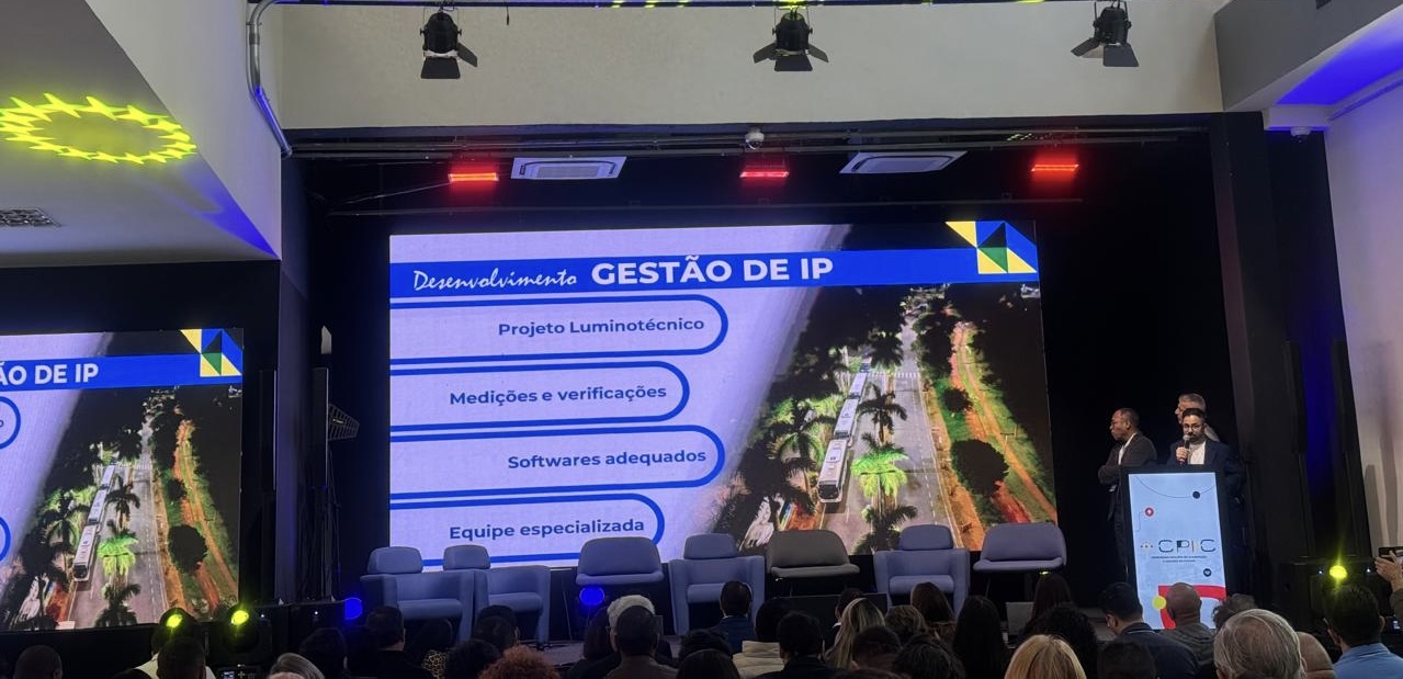 Alcalde Mario Araya expone experiencia de Diego de Almagro en importante congreso internacional sobre iluminación pública y ciudades del futuro 1 Congreso Paulista de Iluminacioin y Ciudades del Futuro brasil