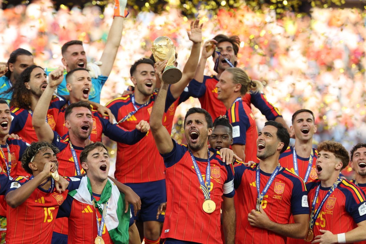 España se corona campeón del mundo por segunda vez en su historia tras derrotar 1 a 0 a Argentina 1 ESPANA CAMPEON 1