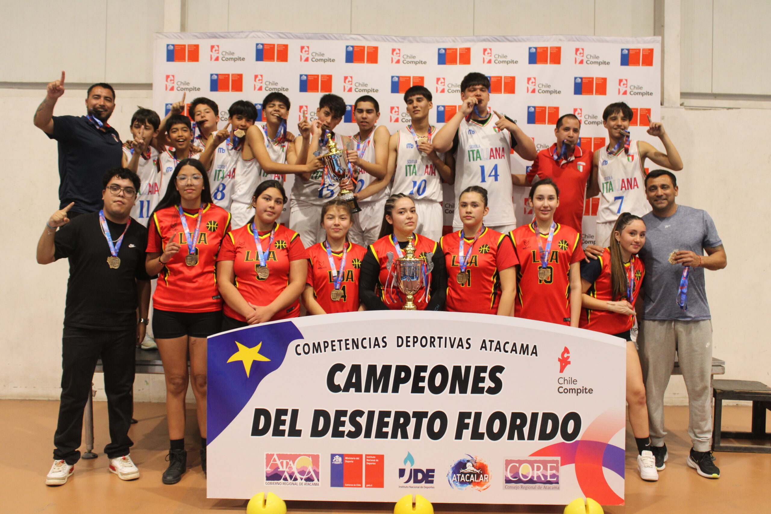 LICEO DIEGO DE ALMEIDA DEL SALVADOR Y SCUOLA ITALIANA DE COPIAPÓ ALZARON LA COPA DE CAMPEONES REGIONALES 1 IMG 7922