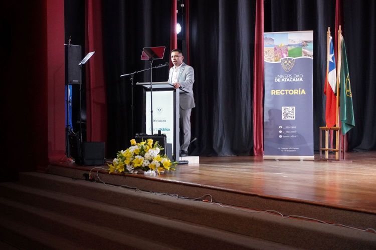 UDA celebra 45 años: rector Forlin Aguilera presenta balance de gestión con avances en crecimiento y madurez institucional 2 Aniversario 45 UDA y Cuenta Publica 22 26 16
