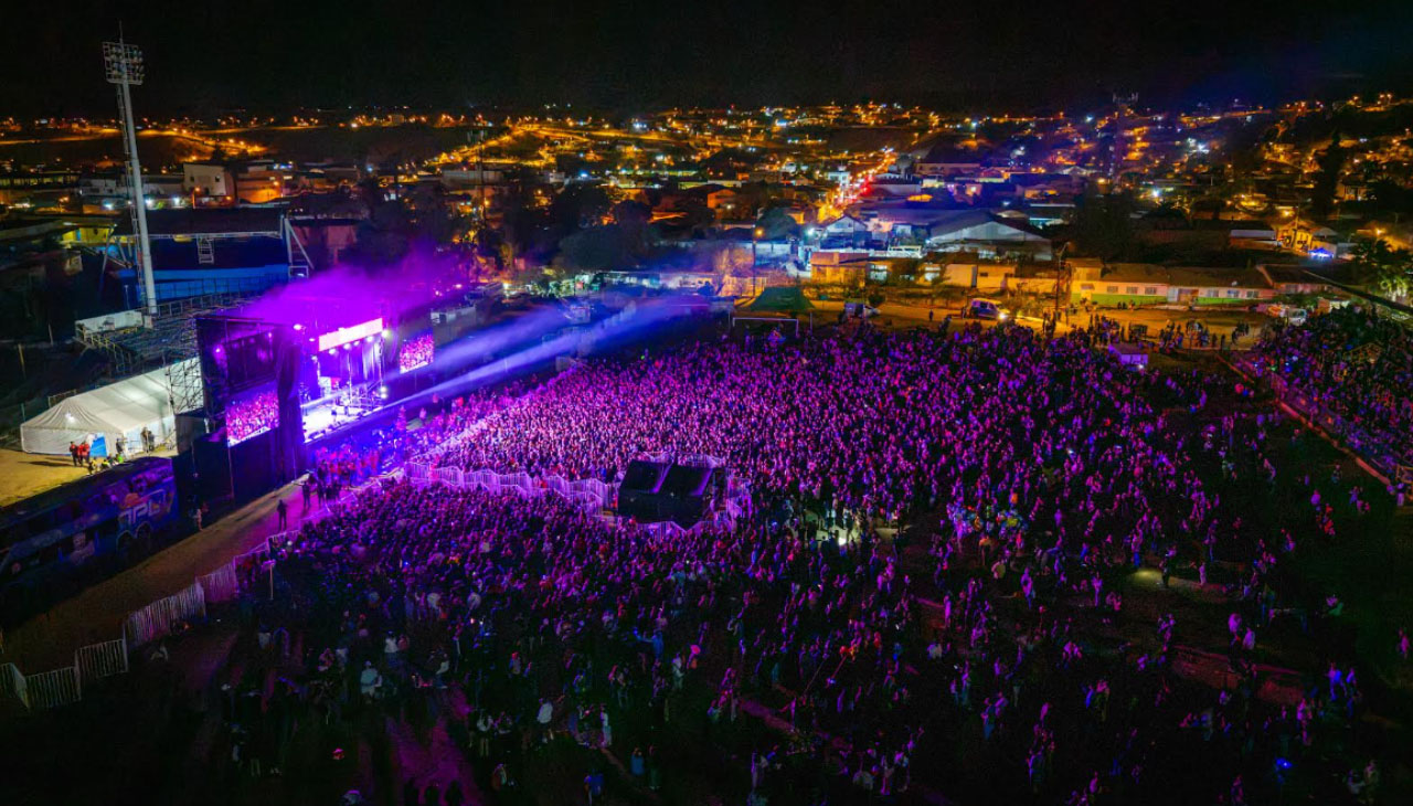 ¡Vallenar recibe por primera vez la Gira Teletón! Más de 20 mil personas disfrutaron del espectáculo 1 TELETON VALLENAR